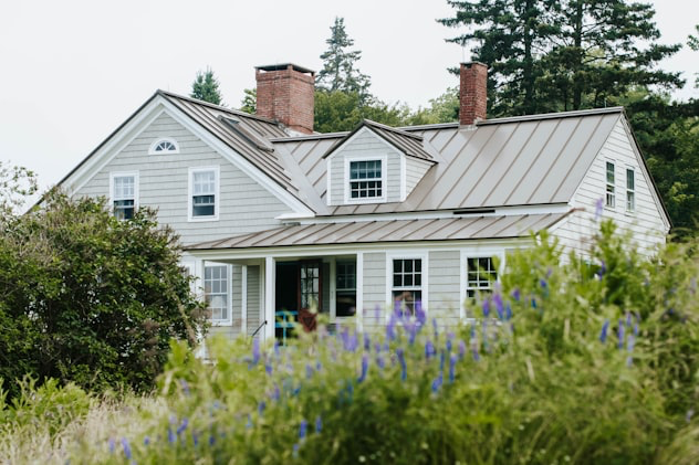 Sample photo showcasing a house near lake Huron
